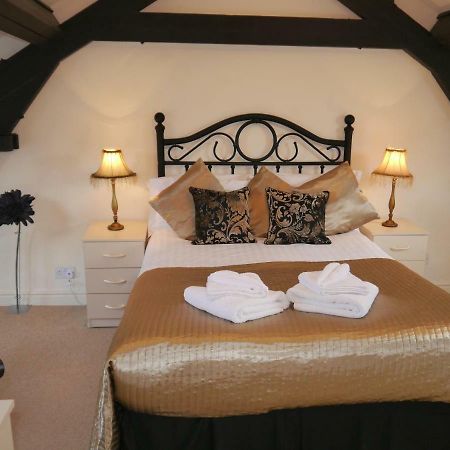 The Shakespeare Lodge - Sleeps Up To 12 - Hot Tub Stratford-upon-Avon Luaran gambar